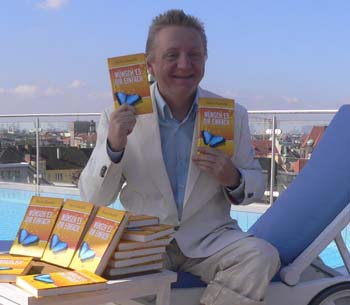 Auf der Dachterrasse vom Mandarin Oriental stellte Pierre Franckh sein neues Buch vor. Foto: Michaela Merten