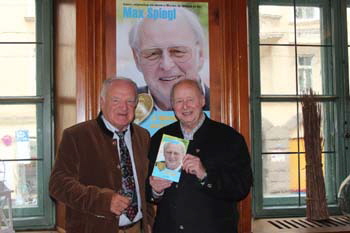 Verleger Alois Knürr und Autor Max Spiegl